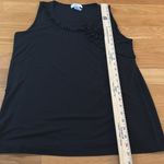 Design History  women ruffle sleeveless top size 1X. Photo 7