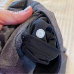 Lululemon On The Fly Pant 27" in Heathered Black Grey 4 W5BSES Photo 5