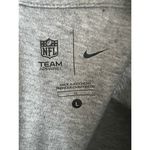Nike Patriots NFL Football t-shirt size Large Photo 5