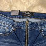 L&B  mid rise skinny front zip denim shorts s 8 Photo 1