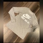 Nike  long sleeve shirt Photo 1