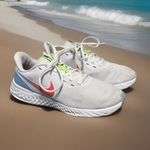 Nike  Revolution 5 Women's White Running Shoes Size 7.5M Photo 1