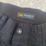 Lee Women's Relaxed Fit Austyn Knit Waist Cargo Capri Pant Photo 5