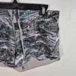 Lululemon Choose A Side Reversible shorts Photo 2