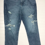 Gap  Mid Rise Destructed Slim Boyfriend Jeans 14/32 Photo 0