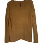 Kuhl  Merino Wool Blend Long Sleeve Sweater Size Large Photo 0