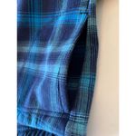 Orvis  flannel shacket blue plaid women's medium Photo 3