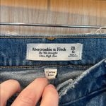 Abercrombie & Fitch Abercrombie Jeans Curve Love 90s Straight High Rise Size 28 Photo 4
