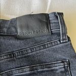 Aritzia  Women's Straight Leg Jeans - Black Photo 4