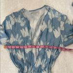Palmacea Blue and White Floral Swimwear Resort Coverup with Flowing Design Size XS Photo 14