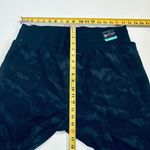 Spyder Active Women's Capri camu Size XL new Photo 6