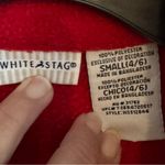 White Stag Festive Red Quarter Photo 4