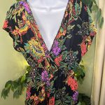 Band of Gypsies Floral Romper with V-Neck Front and Back Size Small Photo 5