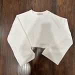 Adika White cropped Crewneck Photo 0