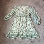 Max Studio Mad Studio Green/Cream Floral Dress SIZE M Photo 0