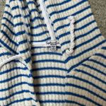 Splendid Blue and White sweatshirt Photo 3