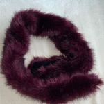 Luxurious Faux Fur Scarf Photo 0