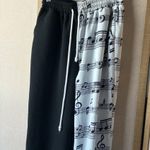 SheIn Monochrome Music Note joggers medium Photo 3