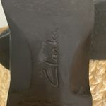 Clarks  womens leather navy blue slip ons size 27 Photo 8