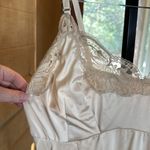 Vintage Wonder Maid Full Dress Slip Lace Trim at Bodice & Hem Non Cling Size 42 Size M Photo 1