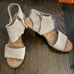 Toms  Heels Photo 0