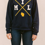 Milwaukee Brewers Blue Vintage Style Crewneck Sweatshirt Size Medium. Photo 0