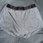 Under Armour  Shorts Running Photo 0