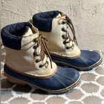 Sorel winter boots navy/tan, quilted, cozy snow/ rain winter boot. Size 8M-great Photo 2