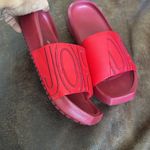 Jordan  NOLA Slide red size 6 Photo 3