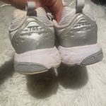 New Balance Women’s 744 size 8.5 women's Photo 3