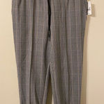 Ophelia Roe New NWT  Gray Black Plaid Mid-Rise‎ Jogger Size Medium Photo 0