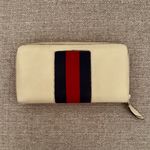 Gucci  Calfskin Leather Sylvie Zip Wallet, ivory Photo 1