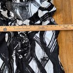 Grace Elements  100% Linen Black and White Abstract Ruffle Blouse Sleeveless sz8‎ Photo 4