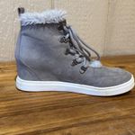 Madden Girl Madden Gray Faux Suede Wedge Heel Lace Up Fur Lined Winter Boots Women's Size 9 Photo 8