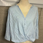 Everly  Women's Blue Lyocell 3/4‎ Sleeve Button Front Twist Hem Blouse Size S Photo 0