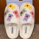 Aeropostale  Gummy Bear Slippers Photo 0