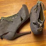 Apple Bottoms  Camo Green Ankle Boots Photo 0