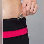 Lululemon Women’s Sz 12 Groove Pant in Black/Bloom Juice Photo 4