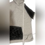 Livi Active Gray and Black Short Sleeve Hoodie Size 18 Photo 7