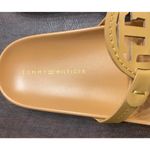 Tommy Hilfiger Tan Logo Thong Sandals Size 10M Classic Preppy Minimalist Resort Photo 2