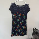 Hollister  Navy Floral Lace Mini Dress Women’s Size Large Short Sleeves Lined Photo 8