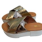 SARTO by Franco Sarto Dyanna Platform Slide Sandal in Gold Leather, Sz 9 White Photo 2