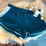 Under Armour Womens  Shorts Photo 5