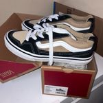 Vans Caldrone Photo 0