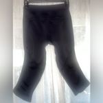 Lululemon  flo and go seamless cropped leggings size 6 in EUC Photo 8