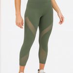 Lululemon Uncovered Strength Crop Leggings Women’s Size 6 Green High Rise Photo 0