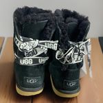 UGG  Bailey Bow II 1100492K Black Suede Slip On Winter Boots Big Girls US 6/W7 Photo 2
