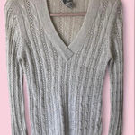 Chico's Sweater Womens Sz1 🩶Gray🩶 Metallic V Neck Cable Knit Long Sleeve Pullover Photo 0