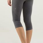 Lululemon Athletica In The Flow Crop II Grey Heathered Soot Light Leggings sz 10 Photo 6