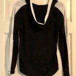 Long Sleeved Hooded “Good Vibes” Shirt Black Size L Photo 1